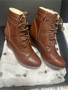 EMU Australia Hazelnut/Brown Wedge boots